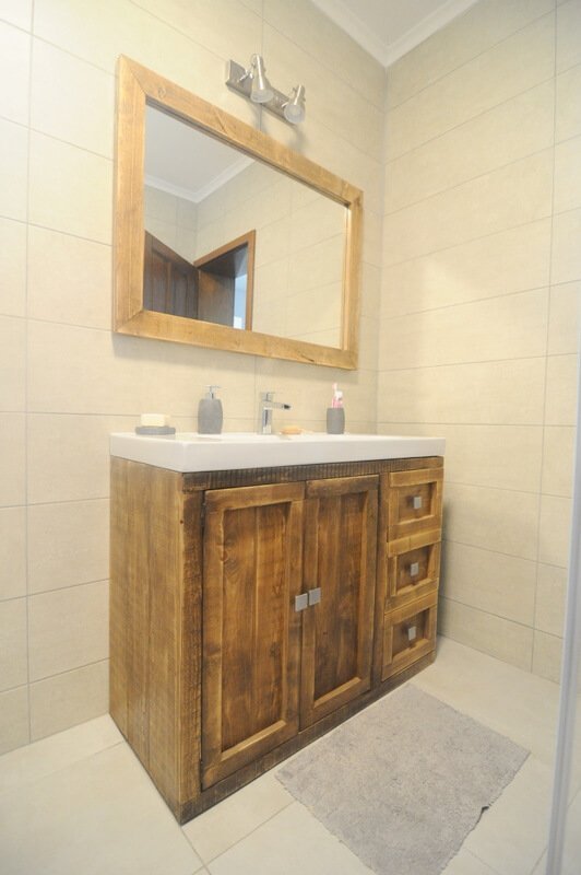 Set-mobilier-de-baie-sara