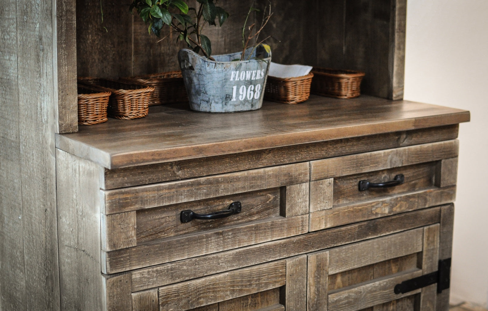Un bufet rustic