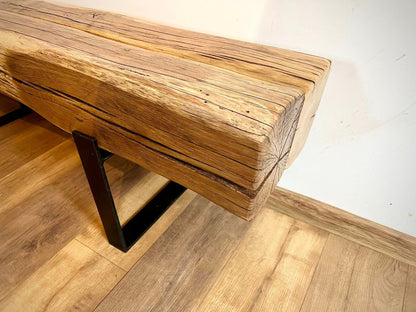 O consola din stejar vechi cu picior din metal