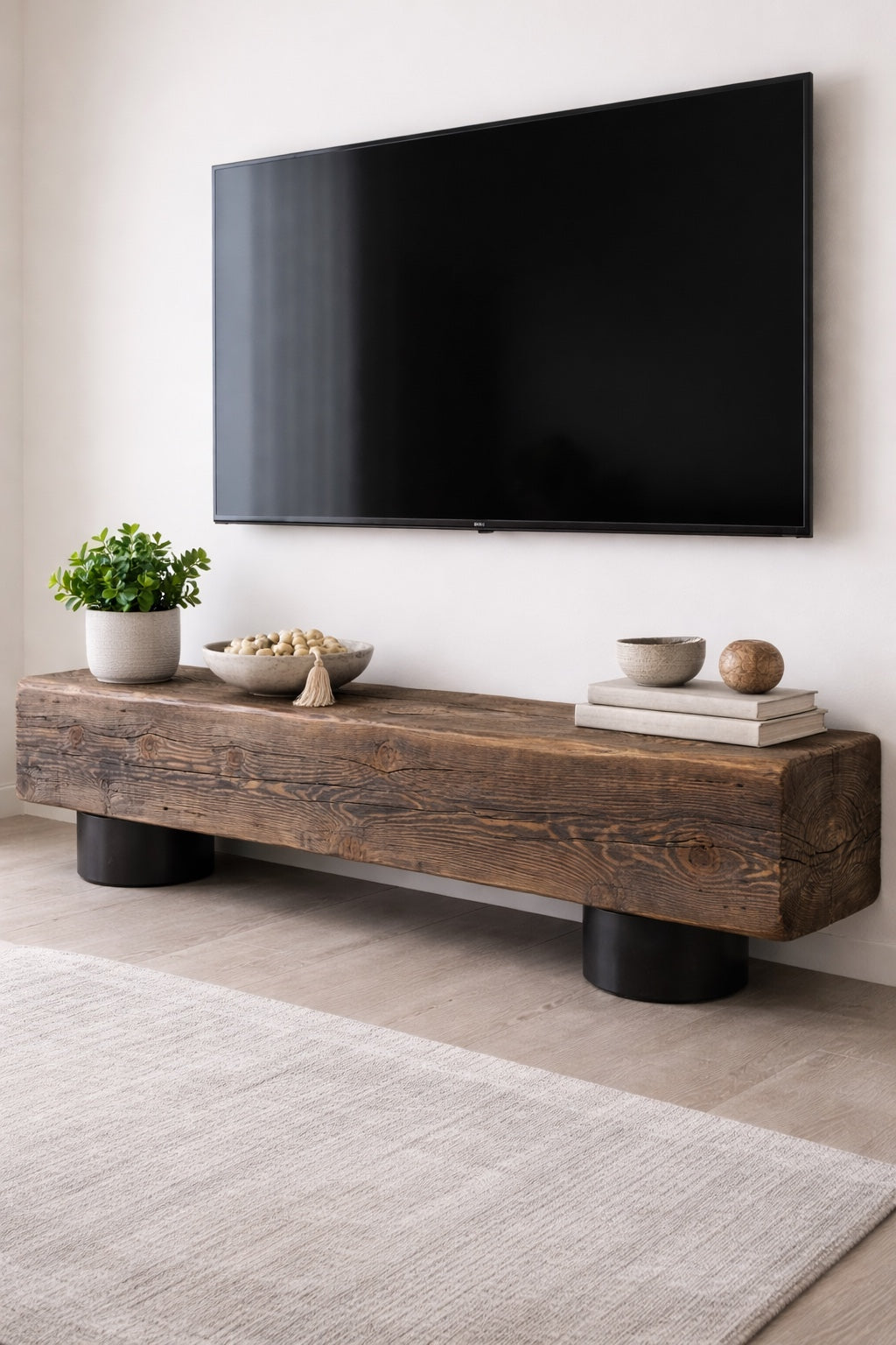 O consola TV in camera 