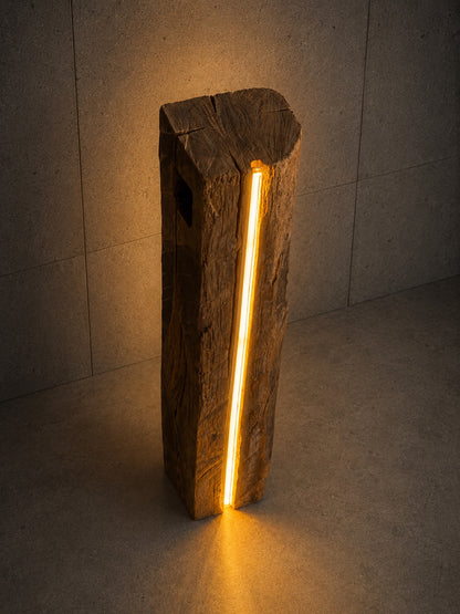 O lampa rustica din colectia RIFT