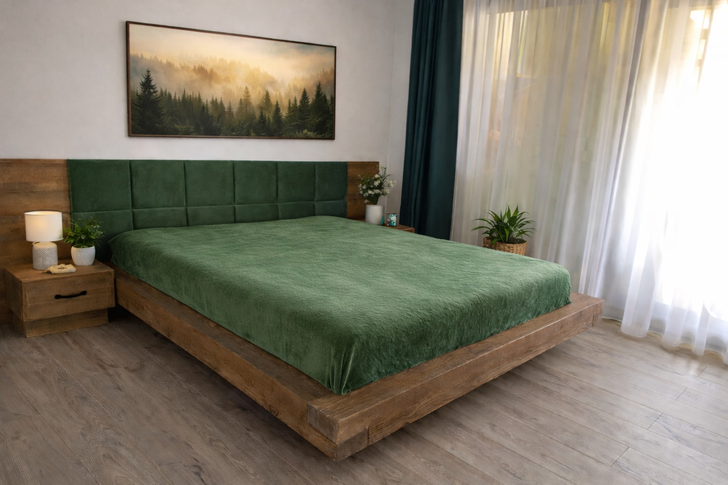 Un pat rustic in camera cu noptiere