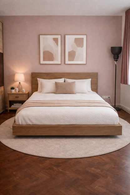 Un pat rustic stejar in camera