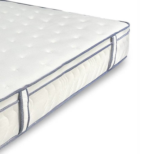 O saltea albă pentru dormior 