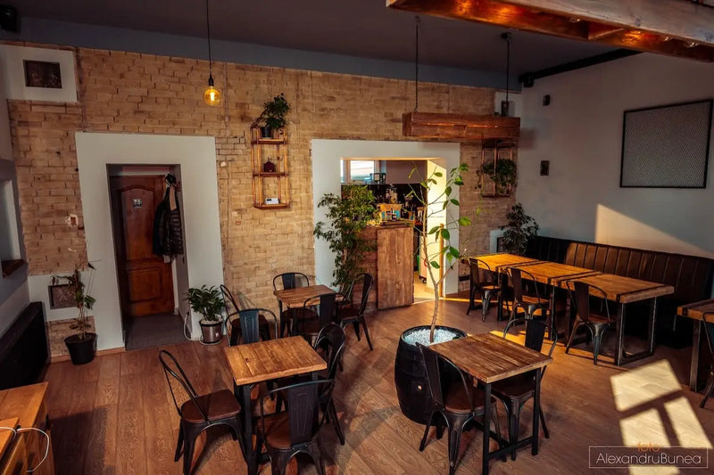 Rustic solid wood restaurant furniture